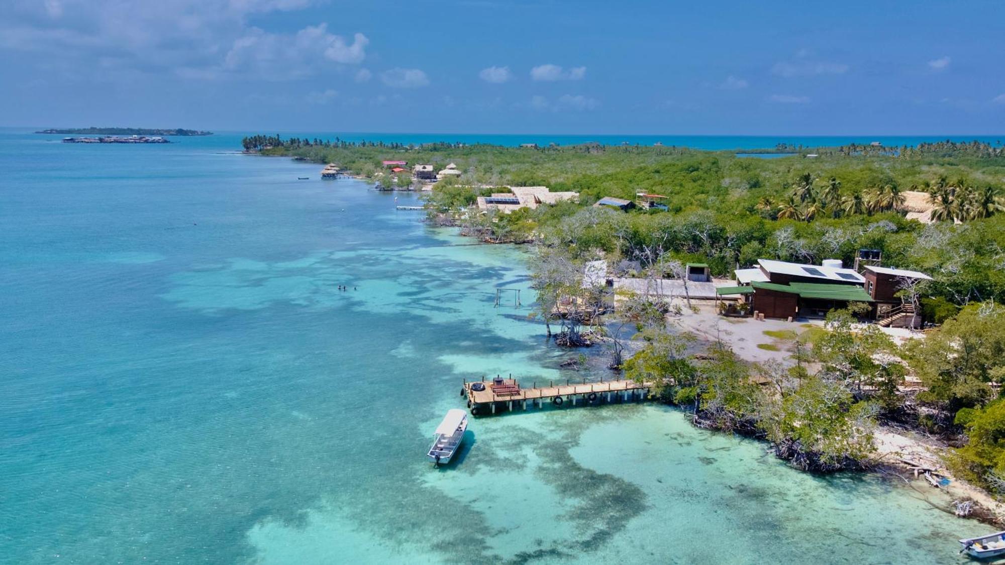 Medusa Hostel Isla Tintipan Tintipan Island Экстерьер фото