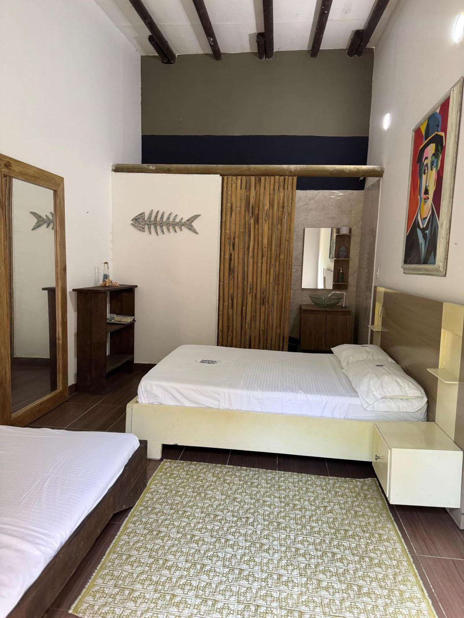 Medusa Hostel Isla Tintipan Tintipan Island Экстерьер фото